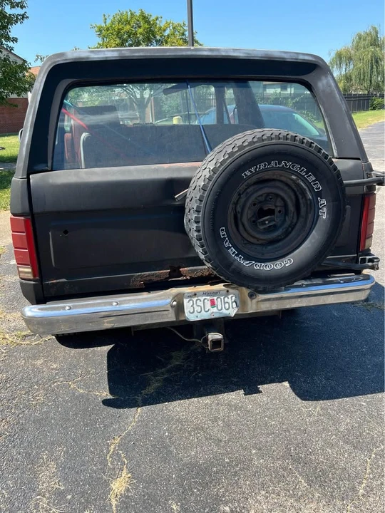 1986 Ford Bronco 3rd Gen - Image 4 of 9