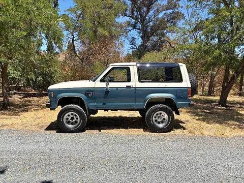 1986 Ford Bronco Sport Utility 2D