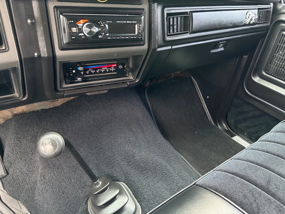 1986 Ford Bronco 3rd Gen - Image 12 of 24