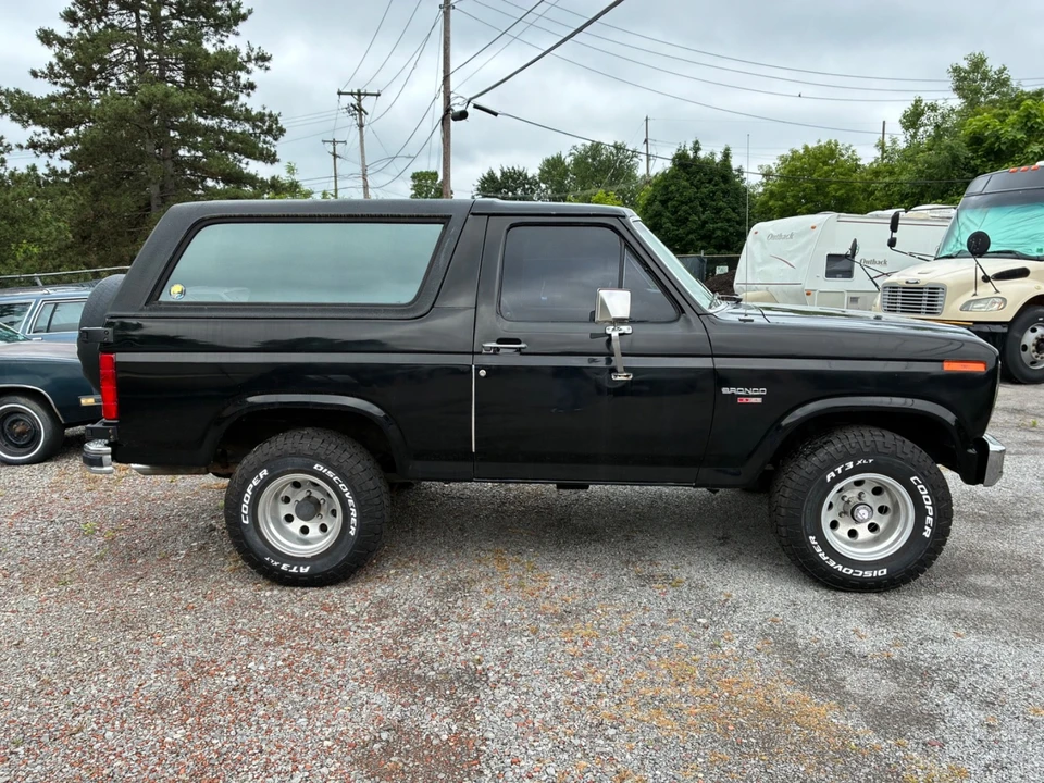 1986 Ford Bronco 3rd Gen - Image 11 of 24