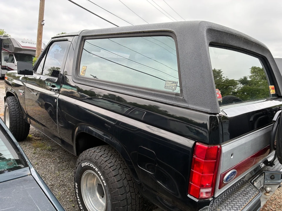 1986 Ford Bronco 3rd Gen - Image 4 of 24