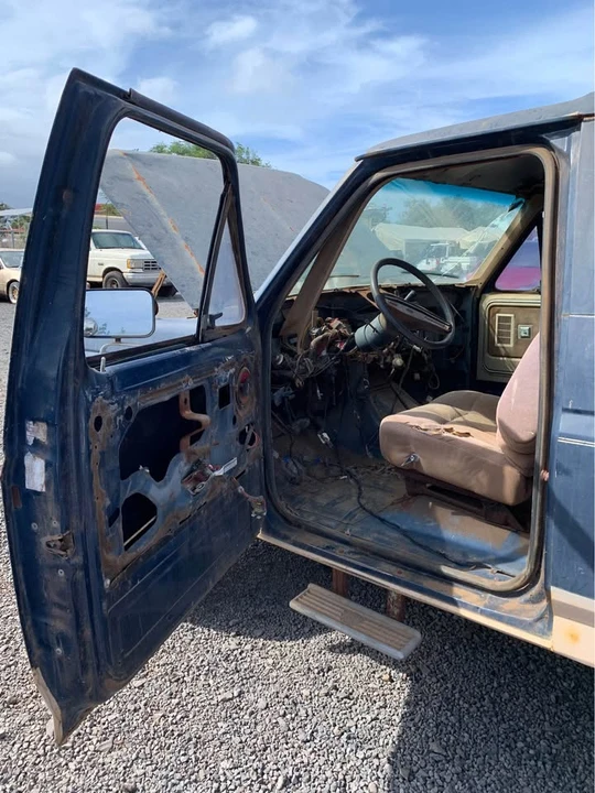 1986 Ford Bronco 3rd Gen - Image 4 of 8