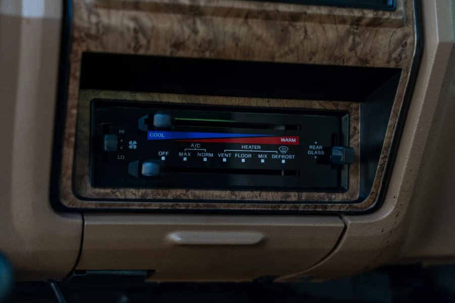1986 Ford Bronco 3rd Gen - Image 18 of 31