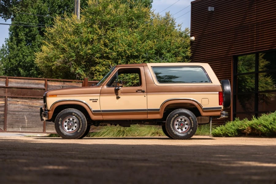 1986 Ford Bronco 3rd Gen - Image 6 of 31