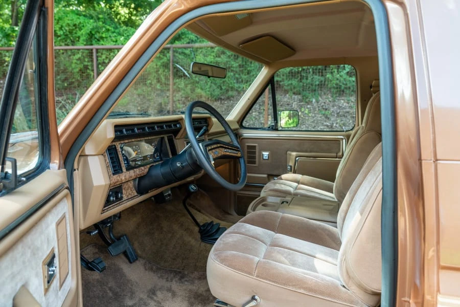 1986 Ford Bronco 3rd Gen - Image 15 of 31