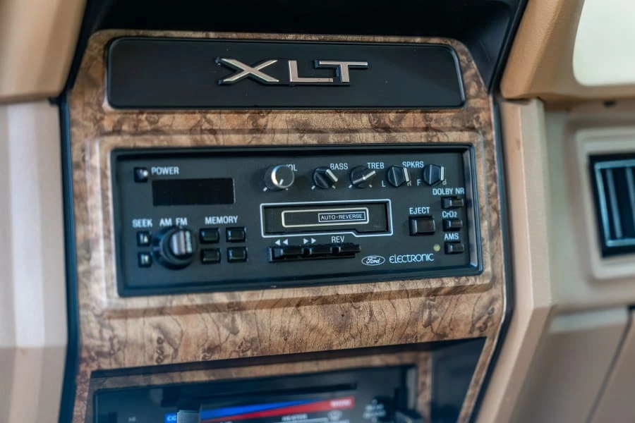 1986 Ford Bronco 3rd Gen - Image 20 of 31