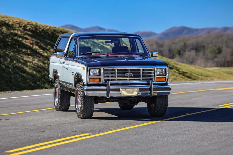 1986 Ford Bronco 3rd Gen - Image 11 of 31