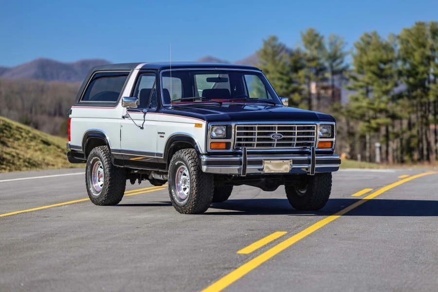 1986 Ford Bronco 3rd Gen - Image 7 of 31