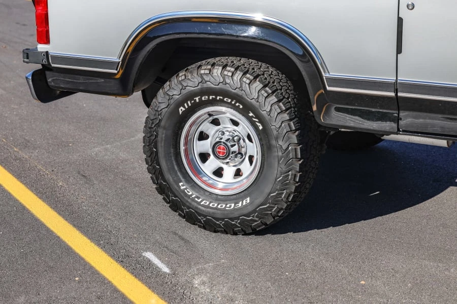 1986 Ford Bronco 3rd Gen - Image 30 of 31