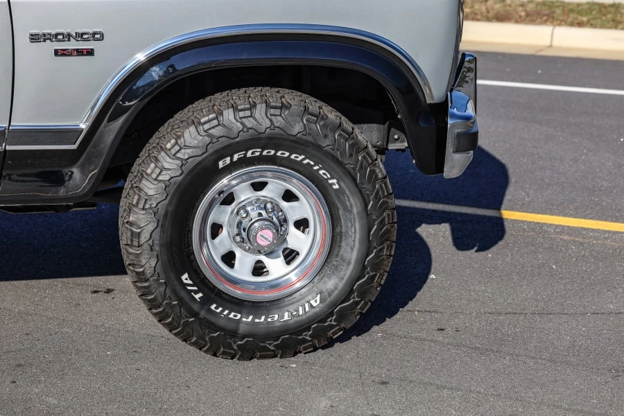 1986 Ford Bronco 3rd Gen - Image 29 of 31