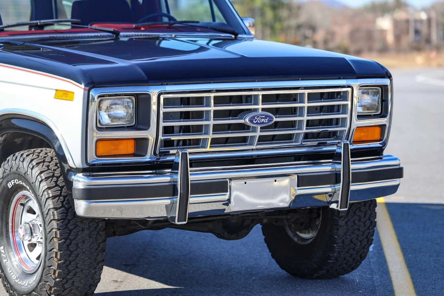 1986 Ford Bronco 3rd Gen - Image 19 of 31