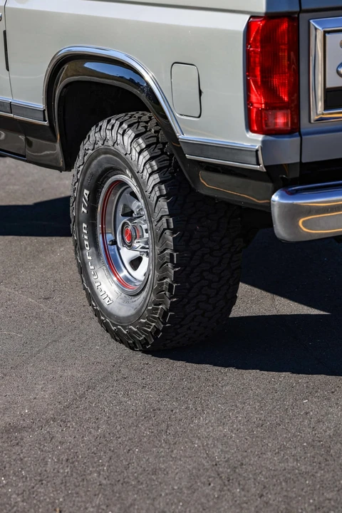 1986 Ford Bronco 3rd Gen - Image 23 of 31