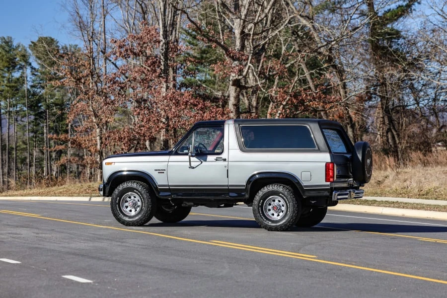 1986 Ford Bronco 3rd Gen - Image 12 of 31
