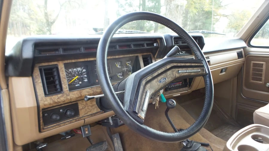1986 Ford Bronco 3rd Gen - Image 4 of 5