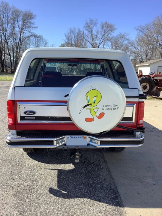 1986 Ford Bronco 3rd Gen - Image 5 of 10