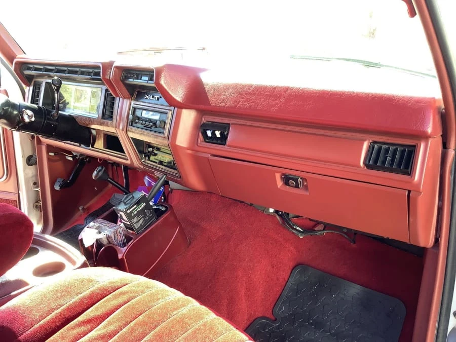 1986 Ford Bronco 3rd Gen - Image 7 of 10