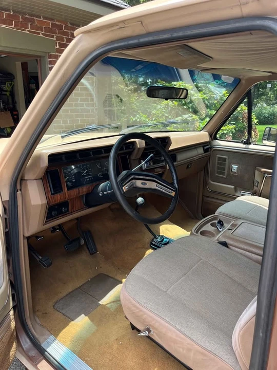 1986 Ford Bronco 3rd Gen - Image 6 of 16