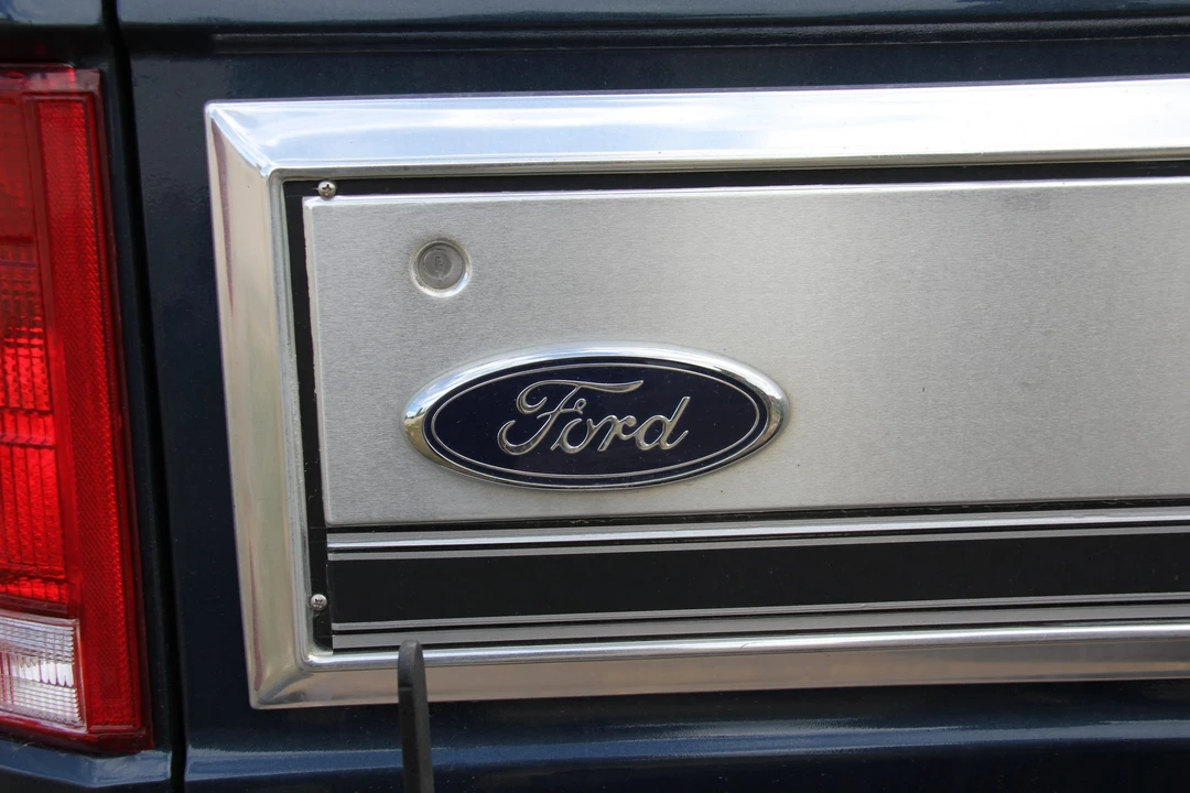 1986 Ford Bronco 3rd Gen - Image 14 of 31