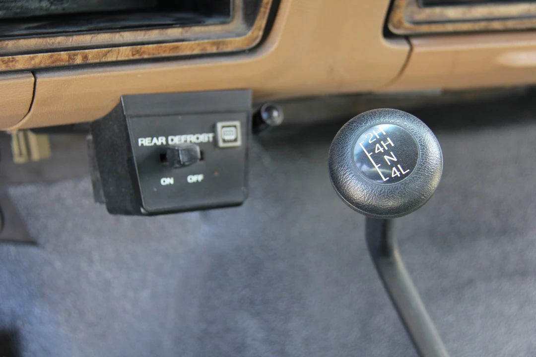 1986 Ford Bronco 3rd Gen - Image 28 of 31
