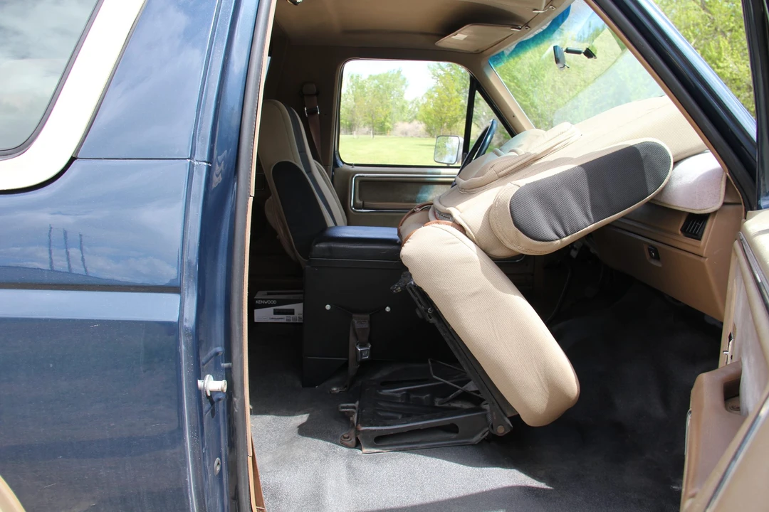 1986 Ford Bronco 3rd Gen - Image 23 of 31