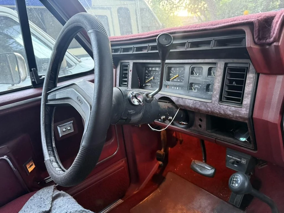 1986 Ford Bronco 3rd Gen - Image 5 of 7