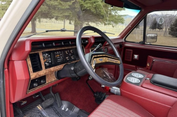 1986 Ford Bronco 3rd Gen - Image 4 of 7