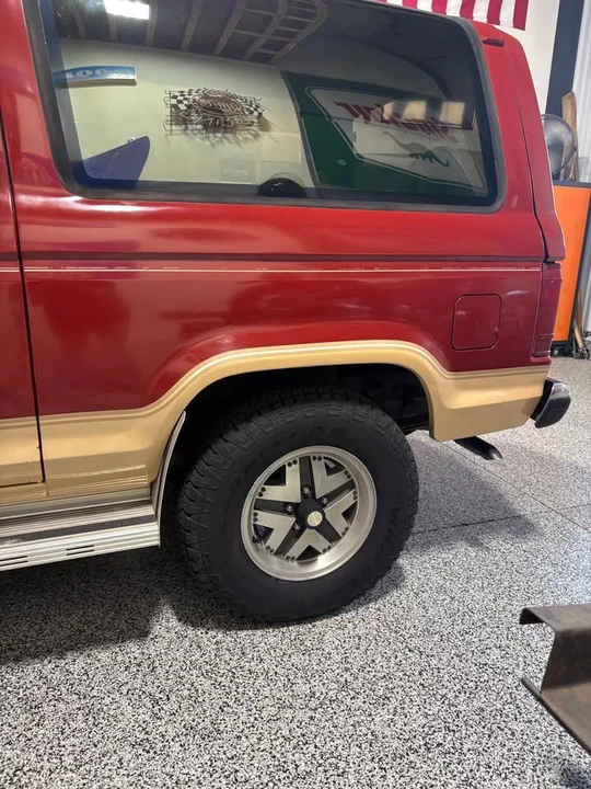 1986 Ford Bronco 3rd Gen - Image 3 of 15