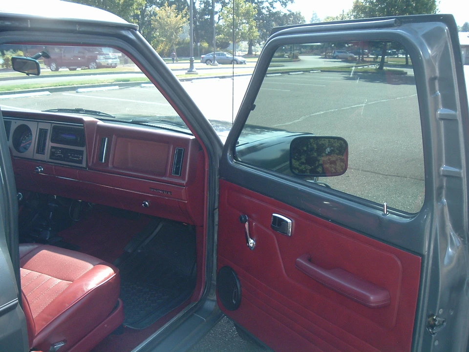1986 Ford Bronco II - Image 17 of 31