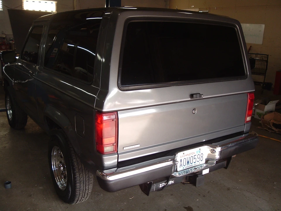 1986 Ford Bronco II - Image 30 of 31