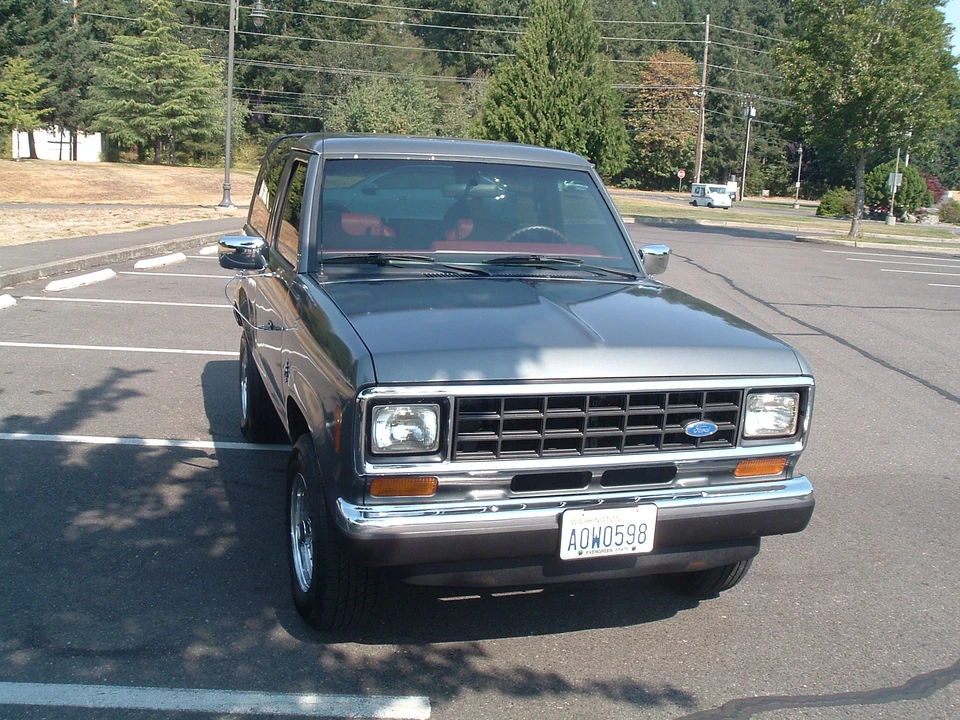1986 Ford Bronco II - Image 14 of 31