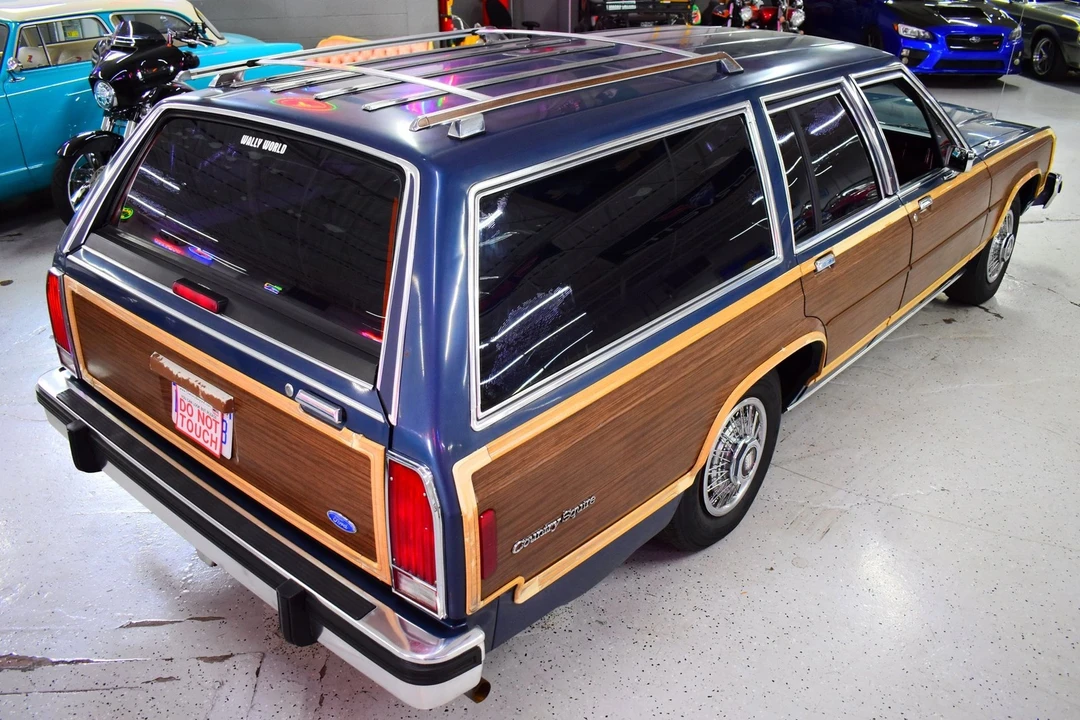 1986 Ford Country Squire - Image 10 of 20