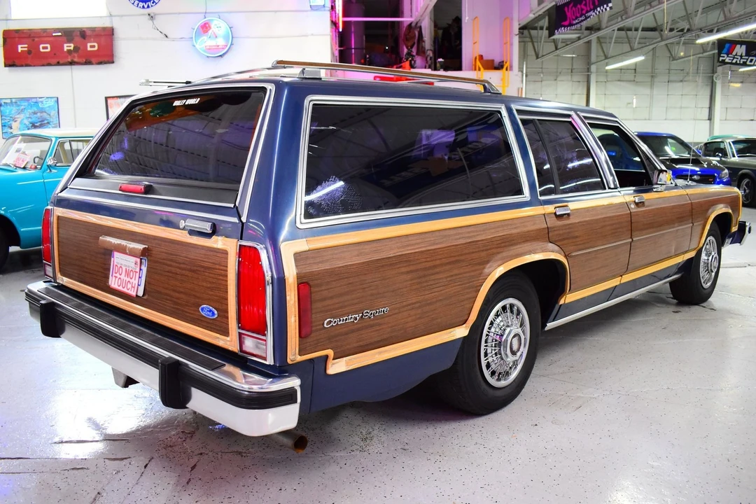 1986 Ford Country Squire - Image 9 of 20