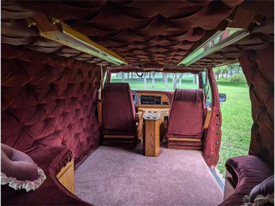 1986 Ford Econoline Van - Image 10 of 22