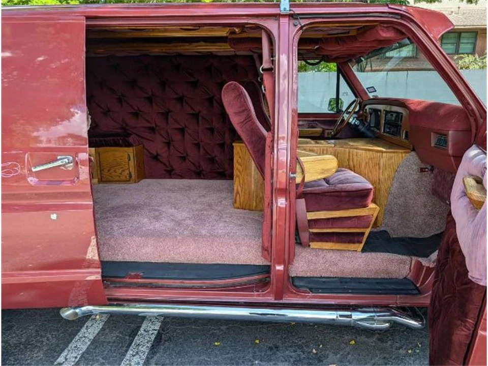 1986 Ford Econoline Van - Image 19 of 22