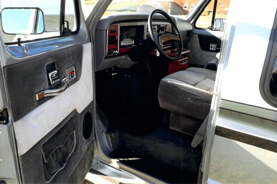 1986 Ford Econoline Van - Image 3 of 13