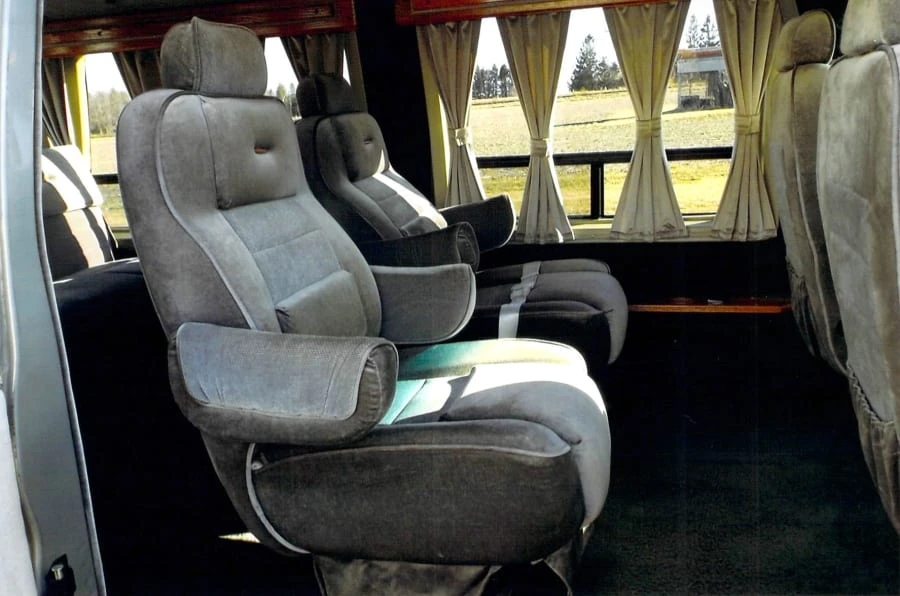 1986 Ford Econoline Van - Image 5 of 13