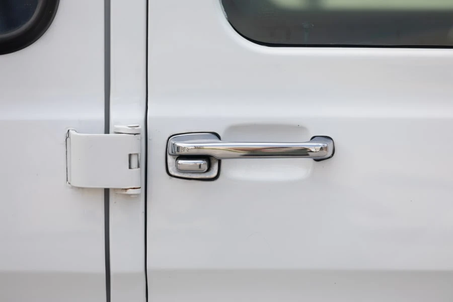 1986 Ford Econoline Van - Image 5 of 31