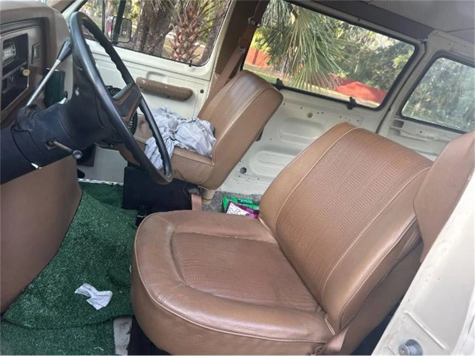1986 Ford Econoline Van - Image 7 of 12