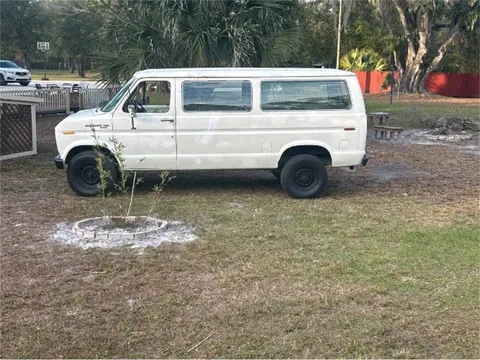 1986 Ford Econoline E350 Club Wagon