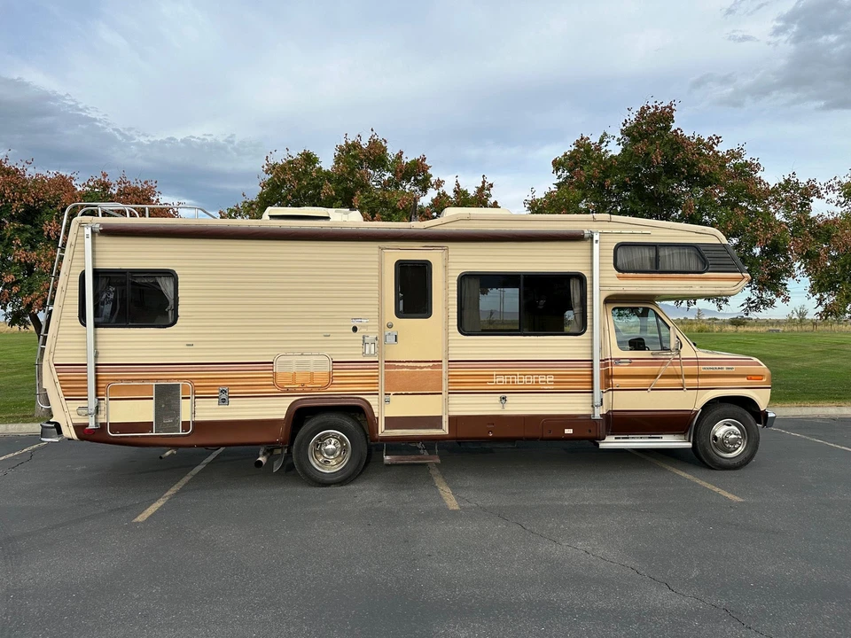 1986 Ford Econoline Van - Image 11 of 31