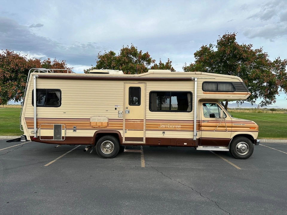 1986 Ford Econoline Van - Image 12 of 31