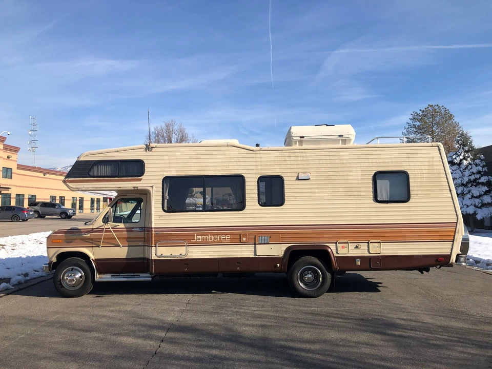 1986 Ford Econoline Van - Image 14 of 31