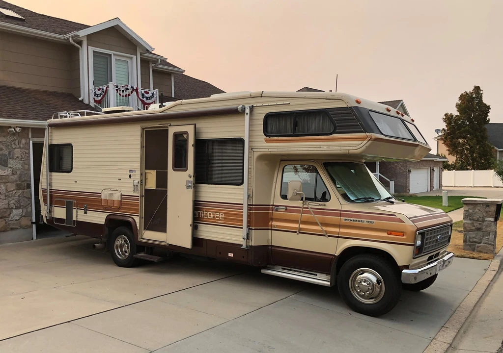 1986 Ford Econoline Van - Image 15 of 31