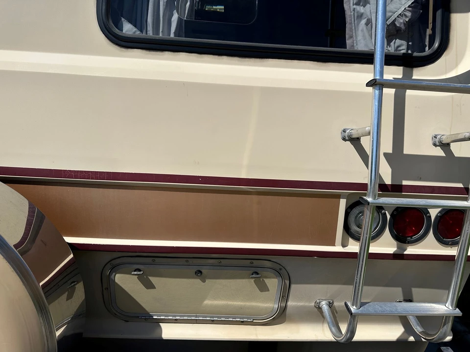 1986 Ford Econoline Van - Image 26 of 31
