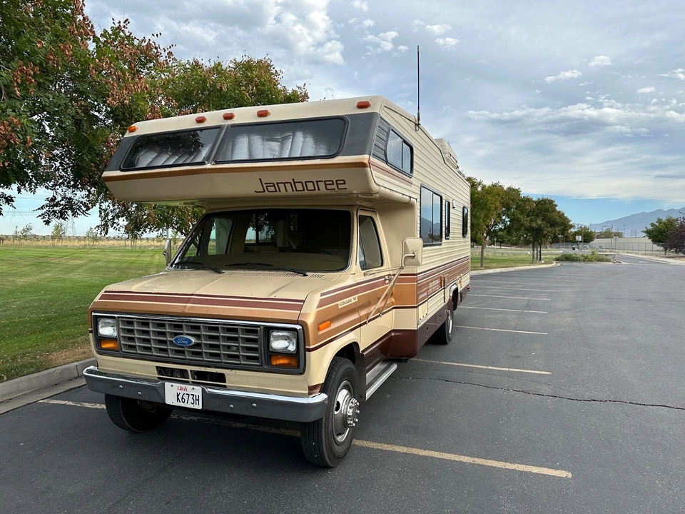 1986 Ford Econoline Van - Image 3 of 31