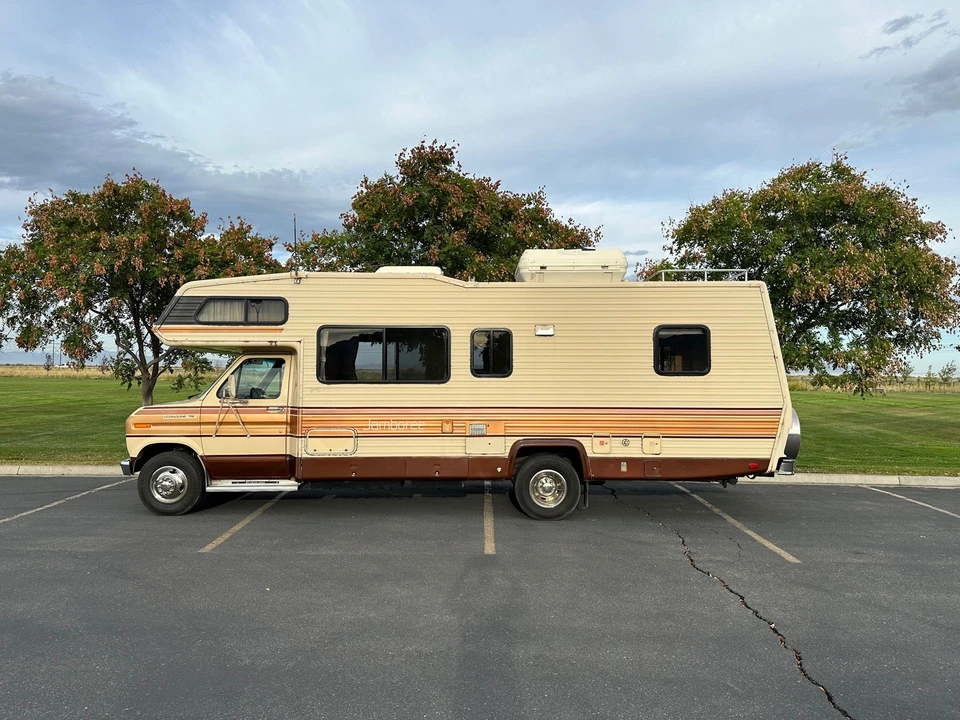 1986 Ford Econoline Van - Image 4 of 31