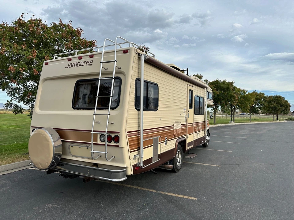 1986 Ford Econoline Van - Image 10 of 31