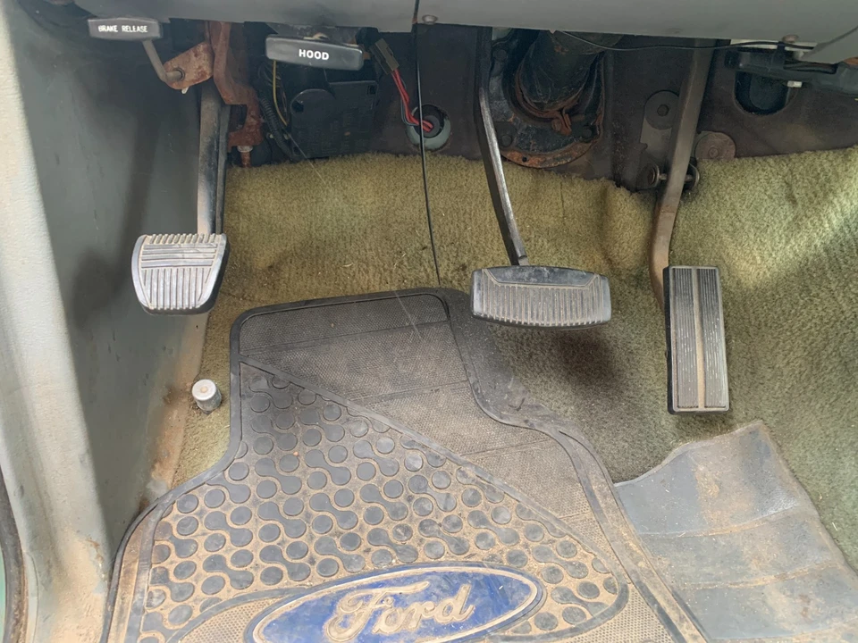 1986 Ford F-Series 7th Gen - Image 17 of 21