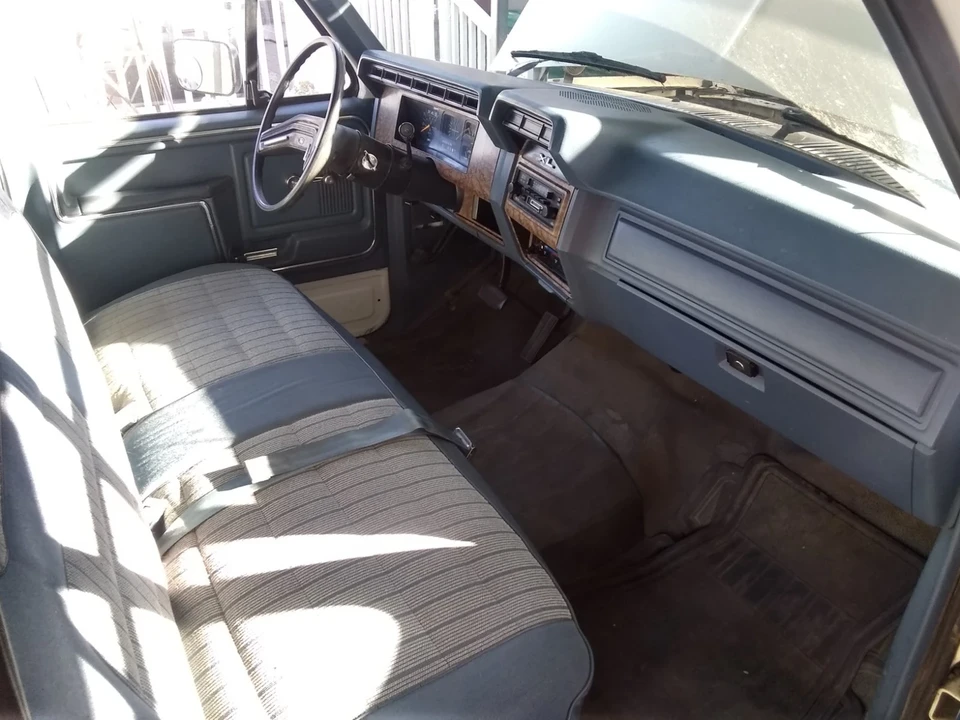 1986 Ford F-Series 7th Gen - Image 9 of 10