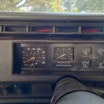 1986 Ford F-150 FX4 Pickup 2D 6 1/2 ft